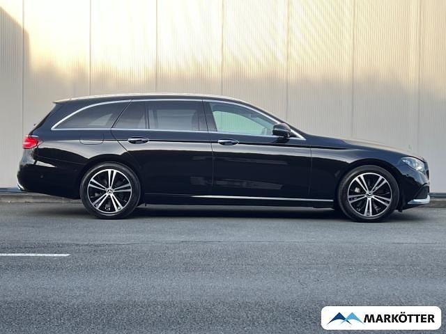 Gebraucht Mercedes E400 Business 330 PS (242 kW) 2021 Schwarz Kombi