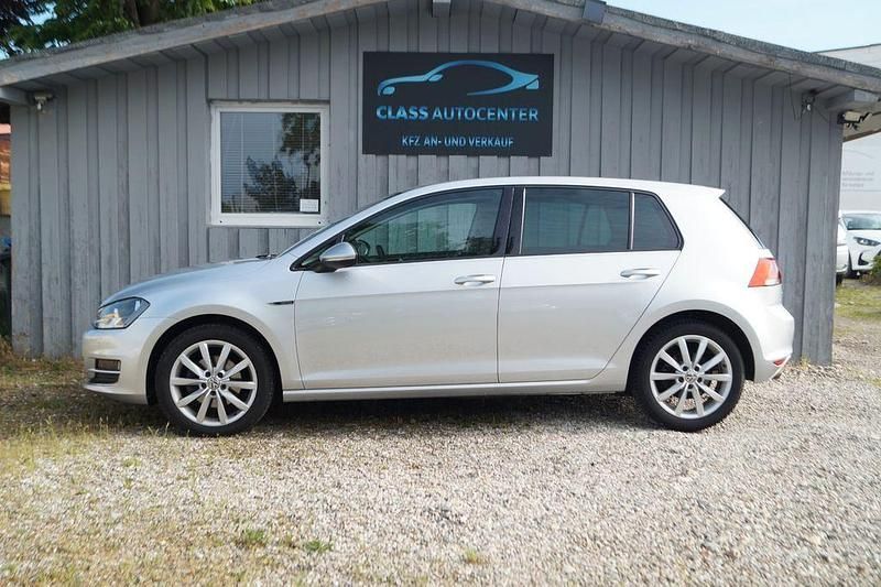 Gebraucht VW Golf VII LOUNGE 125 PS (91 kW) 2015 Silber Limousine