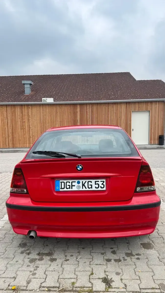 Usata BMW 316 115 CV (84 kW) 2004 Rosso Coupé