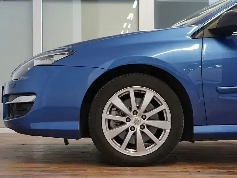 Gebraucht Renault Laguna GrandTour GT 150 PS (110 kW) 2011 Malta blue (metallic) Kombi