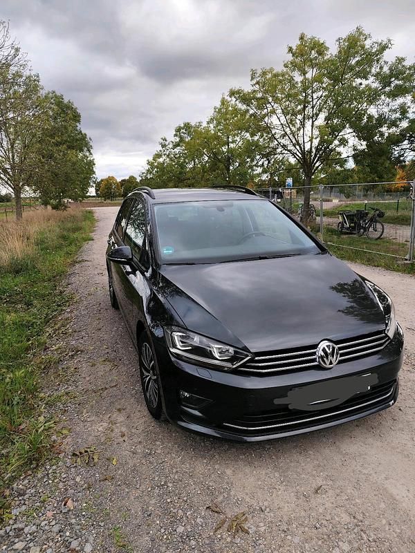 Schwarz Gebraucht 2016 VW Golf VII Allstar Limousine | 13.950 € (Guter Preis) - Bild 1/4