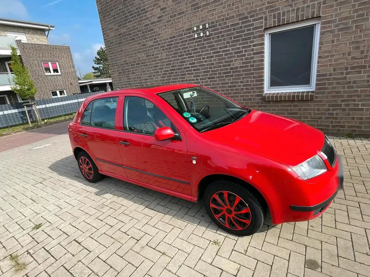 Gebraucht Skoda Fabia 75 PS (55 kW) 2002 Rot Kleinwagen