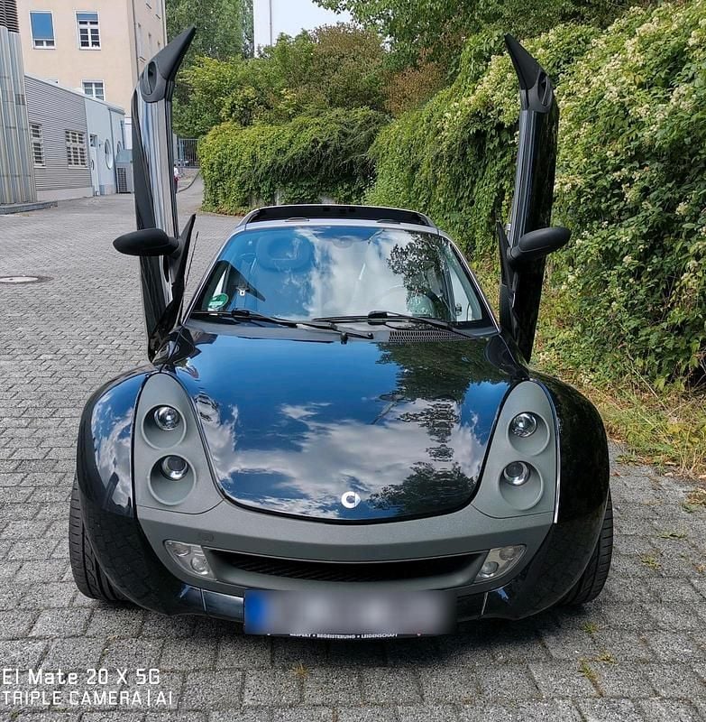 Schwarz Gebraucht 2005 Smart Roadster Cabrio | 11.000 € (Teuer) - Bild 1/4
