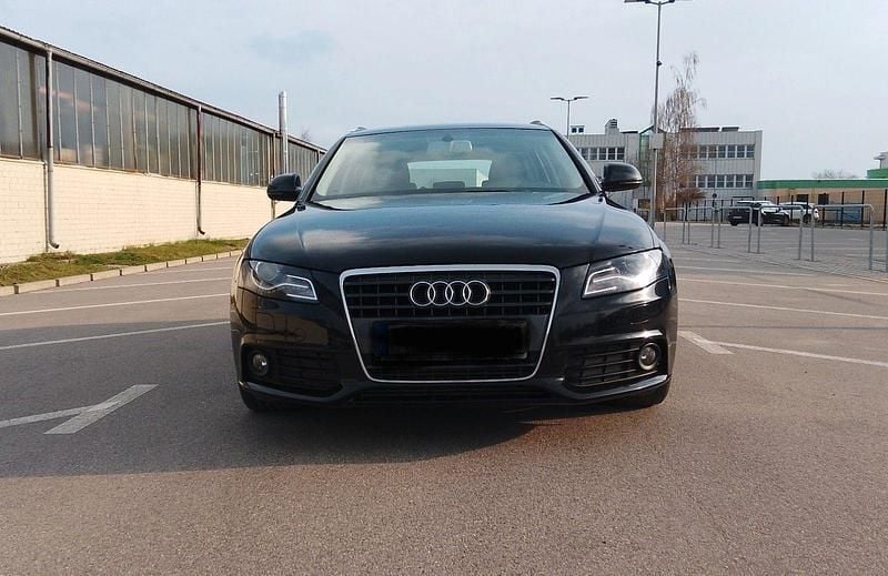 Gebraucht Audi A4 Ambition 160 PS (117 kW) 2009 Schwarz Kombi