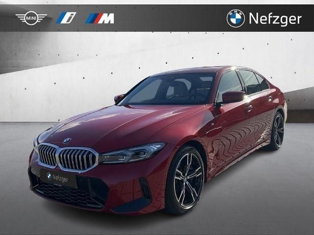 Rot Gebraucht 2024 BMW 318 Efficient Dynamics Limousine | 37.900 € (Etwas zu teuer) - Bild 1/4