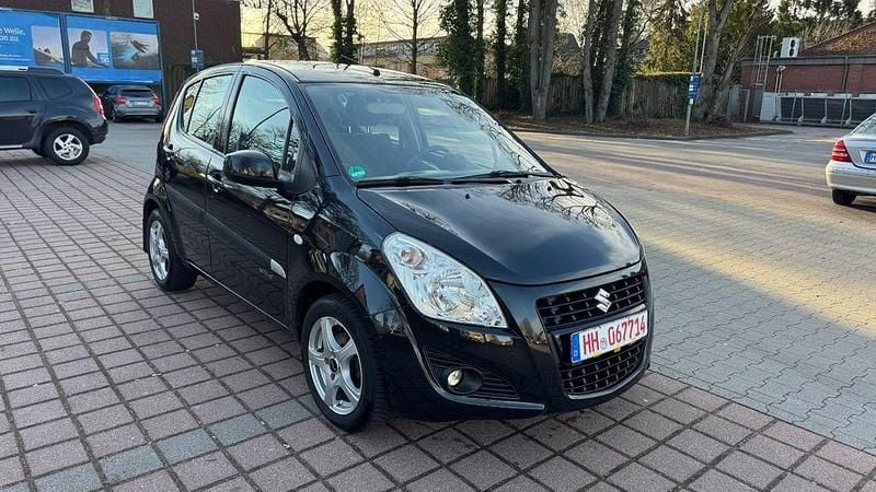 Gebraucht Suzuki Splash Active+ 94 PS (69 kW) 2014 Schwarz Kleinwagen