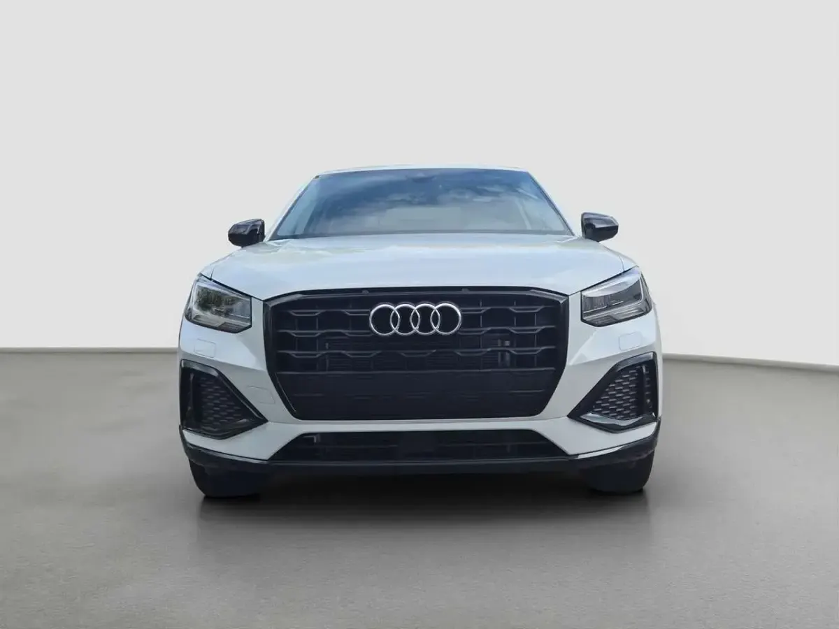 Nowe Audi Q2 Advanced Plus 150 KM (110 kW) 2025 Biały SUV