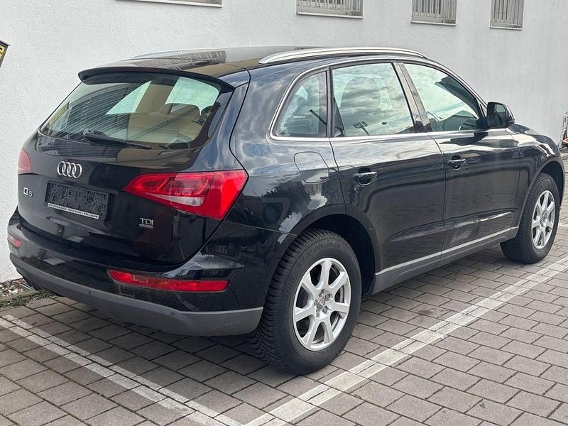 Gebraucht Audi Q5 170 PS (125 kW) 2011 Schwarz SUV
