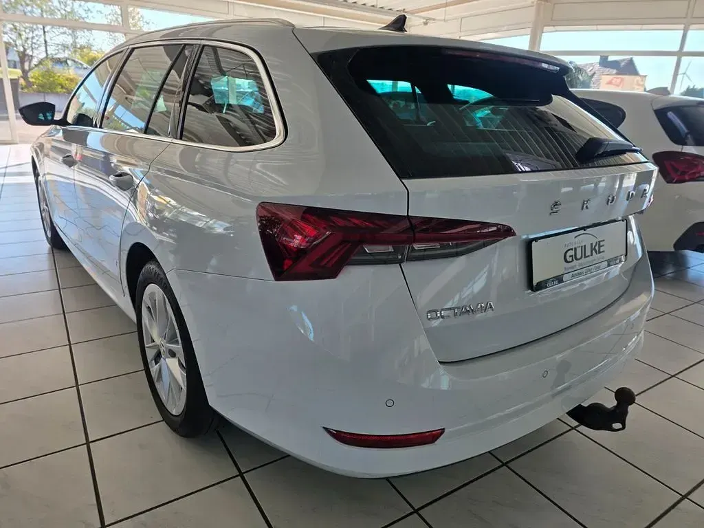 Gebraucht Skoda Octavia Style 150 PS (110 kW) 2024 Weiß Kombi