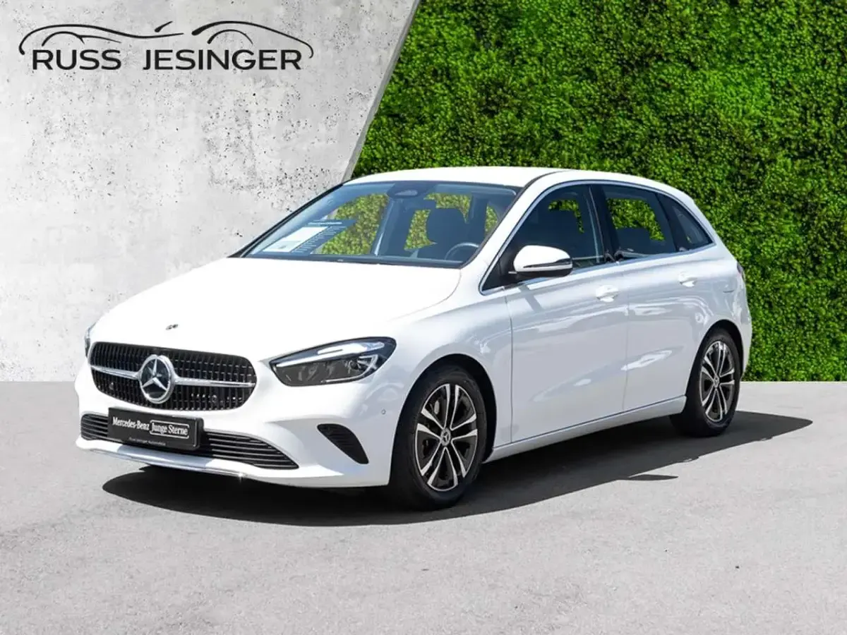 Gebraucht Mercedes B220 Progressive 190 PS (139 kW) 2025 Polarweiß Kleinwagen