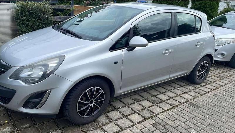 Silber Gebraucht 2014 Opel Corsa Energy Kleinwagen | 4.200 € (Fairer Preis) - Bild 1/4