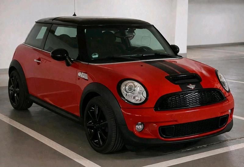 Second-hand Mini Cooper S 184 CP (135 kW) 2010 Roșu Hatchback