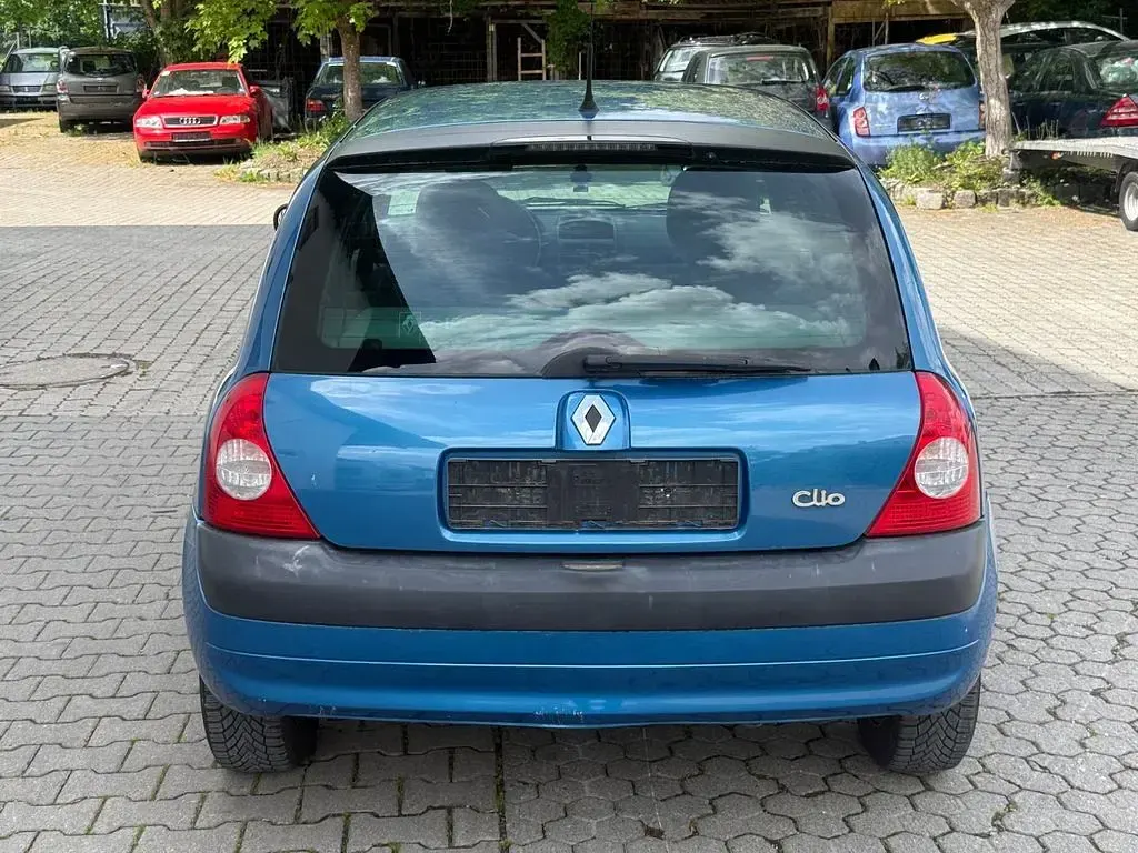 Gebraucht Renault Clio II 75 PS (55 kW) 2004 Blau Limousine