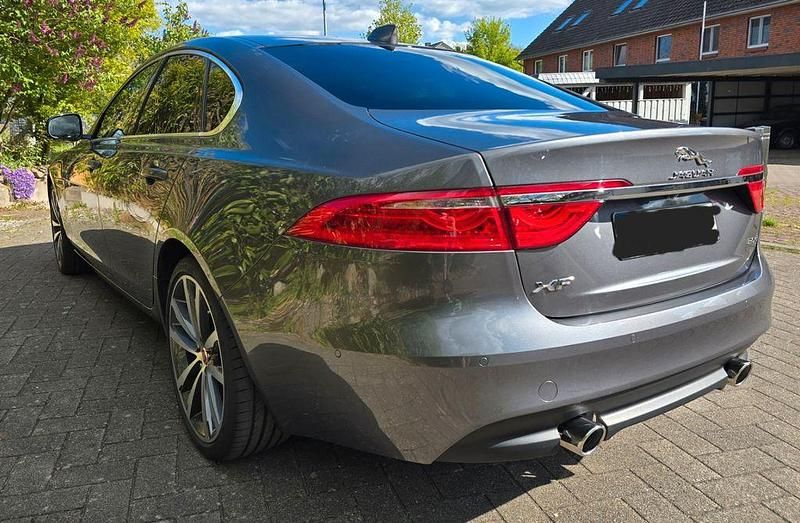 Gebraucht Jaguar XF Portfolio 300 PS (220 kW) 2016 Grau Limousine