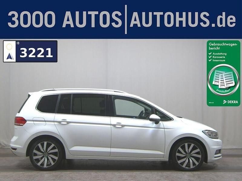 Weiss Gebraucht 2021 VW Touran Highline Van / Kleinbus | 16.980 € (Superpreis) - Bild 1/4