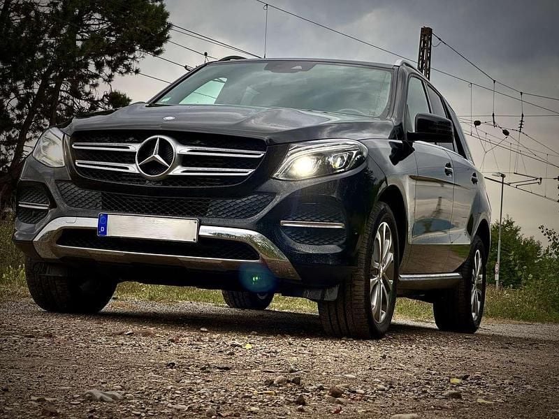 Schwarz Gebraucht 2016 Mercedes GLE350 SUV | 34.343 € (Superpreis) - Bild 1/4