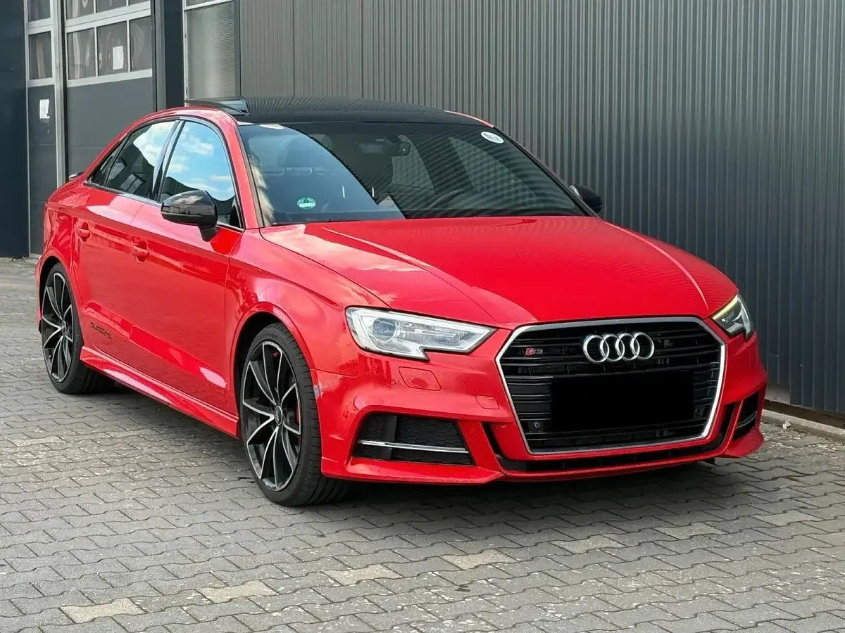 Gebraucht Audi S3 300 PS (220 kW) 2016 Rot Limousine