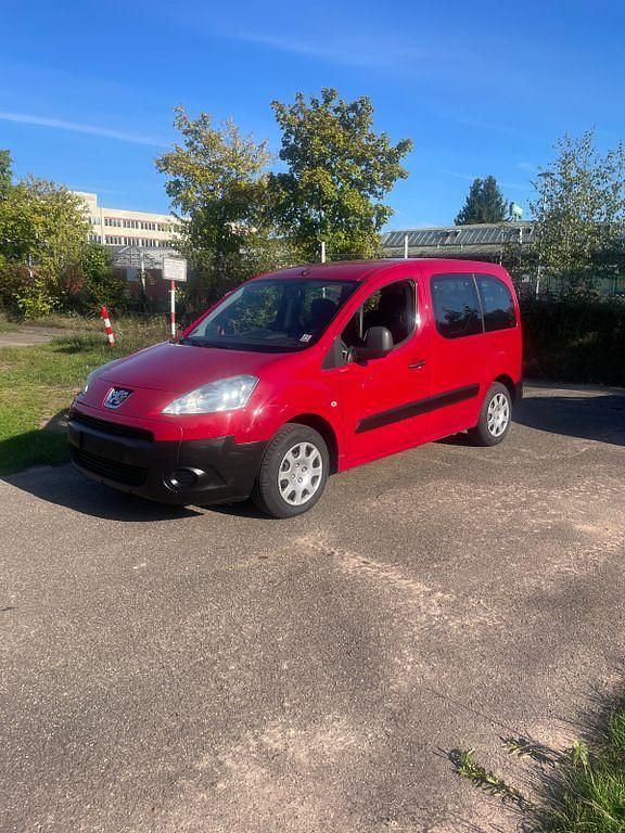 Rot Gebraucht 2010 Peugeot Partner Van / Kleinbus | 4.100 € (Fairer Preis) - Bild 1/4