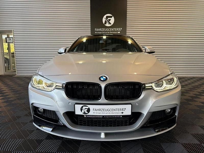 Gebraucht BMW 330 M Performance 252 PS (185 kW) 2017 Glaciersilber Limousine