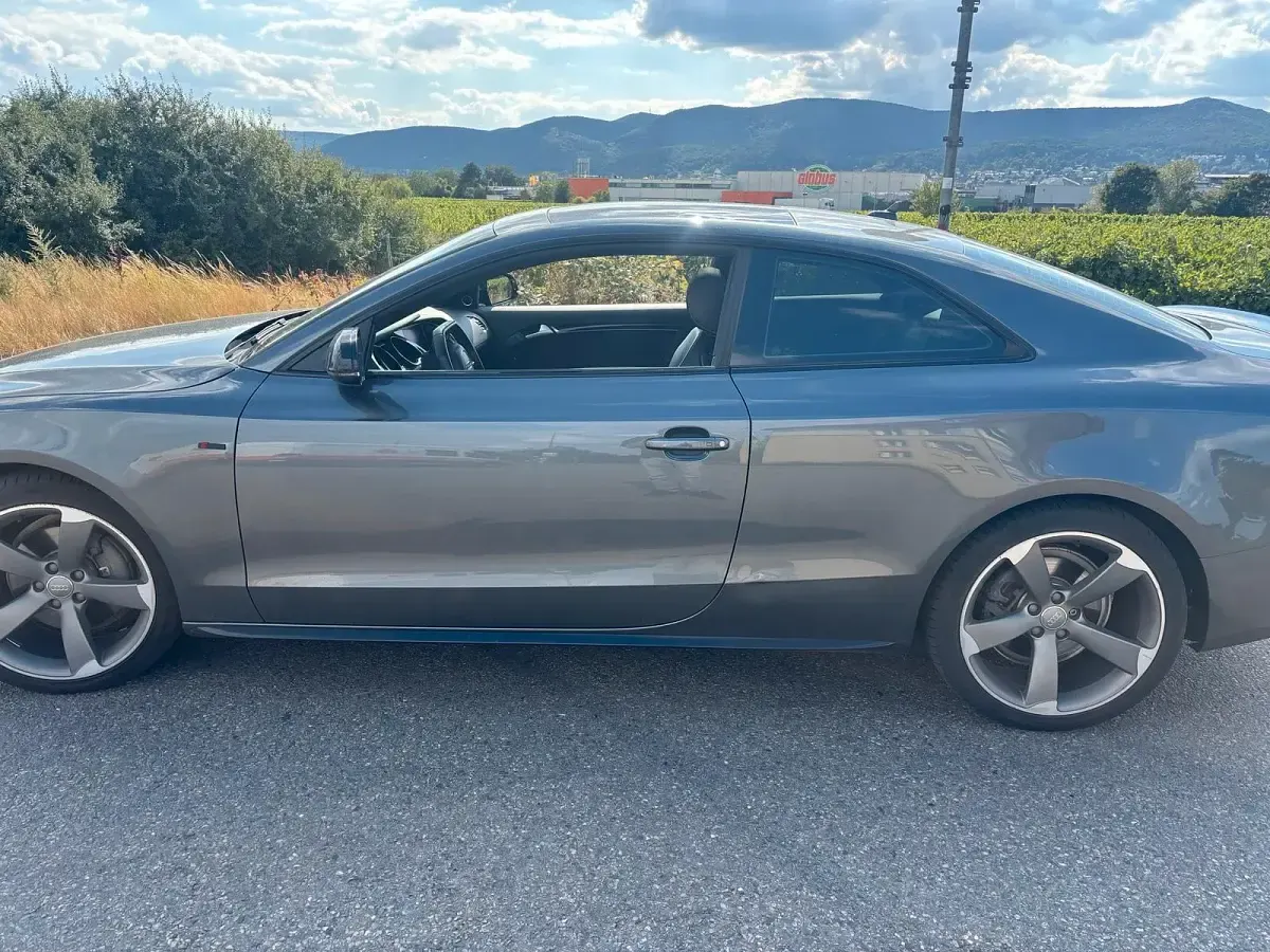Gebraucht Audi A5 S-Line 230 PS (169 kW) 2014 Grau Coupé