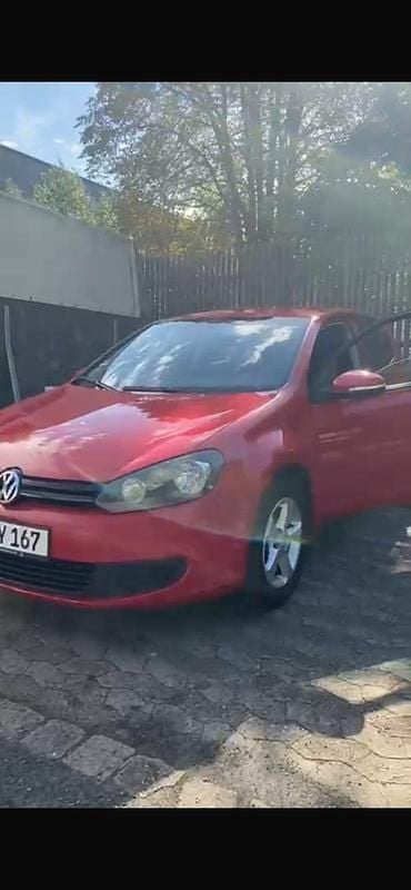Rot Gebraucht 2007 VW Golf Coupé | 2.500 € (Fairer Preis) - Bild 1/4