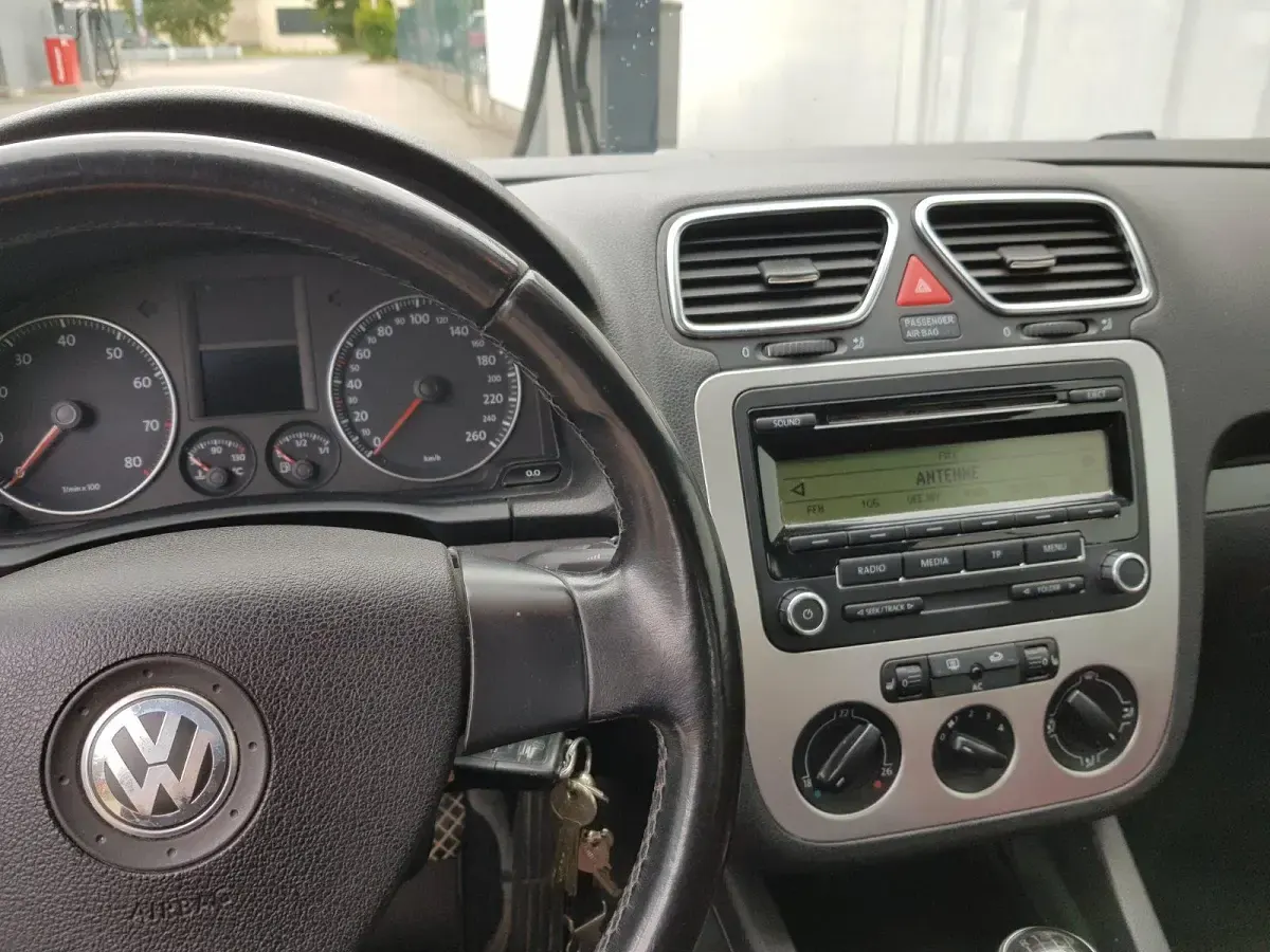 Gebraucht VW Eos 122 PS (89 kW) 2008 Schwarz Cabrio