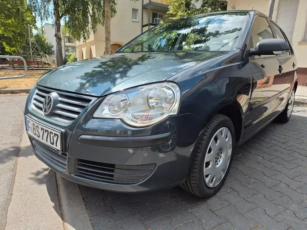 Gebraucht VW Polo Trendline 60 PS (44 kW) 2009 Grau Kleinwagen