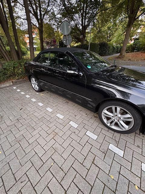Schwarz Gebraucht 2005 Mercedes CLK280 Avantgarde Cabrio | 8.500 € (Superpreis) - Bild 1/4