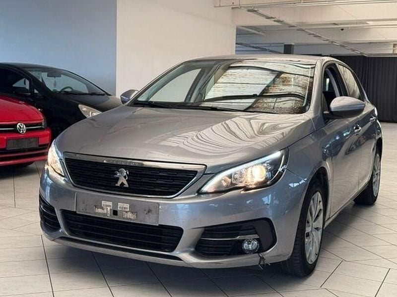 Gebraucht Peugeot 308 Active 131 PS (96 kW) 2021 Grau Limousine