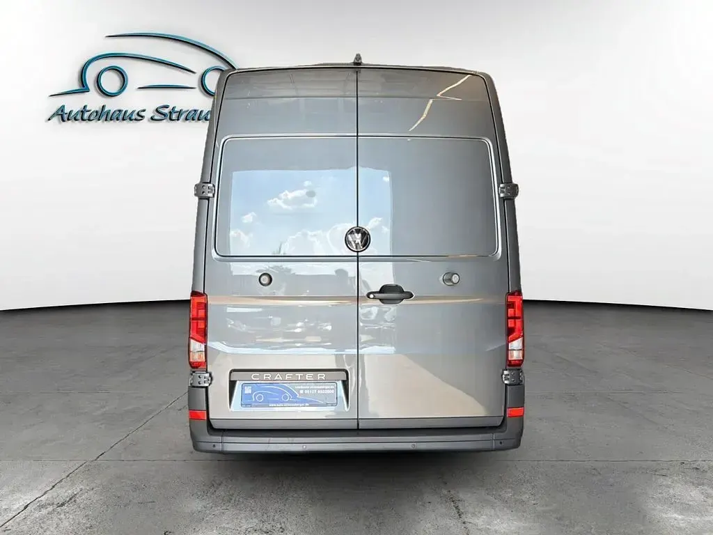 Gebraucht VW Crafter 140 PS (102 kW) 2025 Graukeine angabe Van
