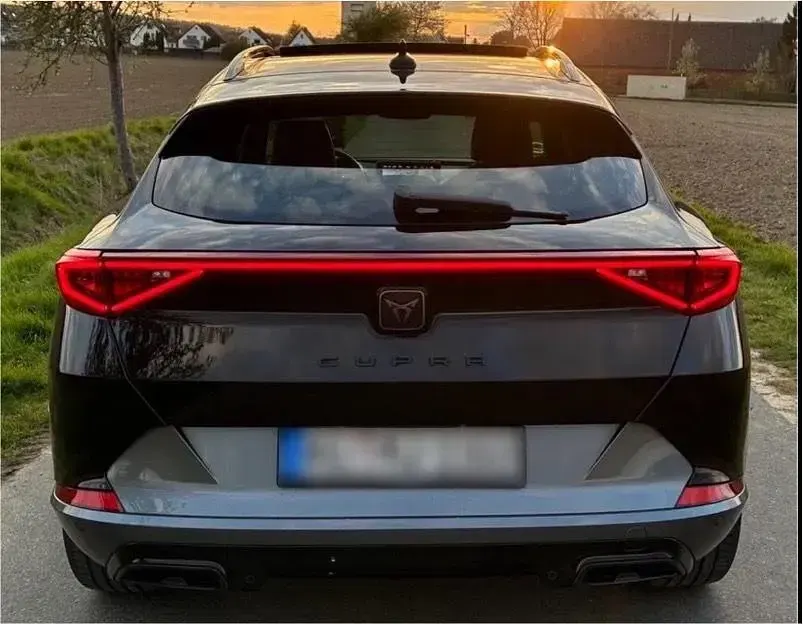 Gebraucht Cupra Formentor 150 PS (110 kW) 2022 Schwarz SUV