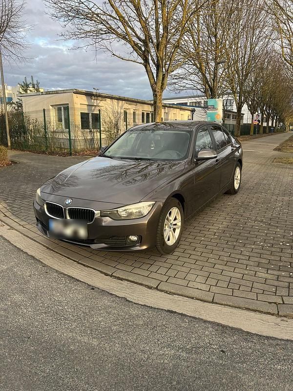 Gebraucht BMW 316 116 PS (85 kW) 2012 Limousine