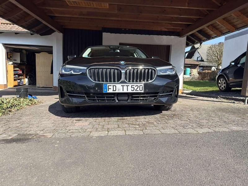Gebraucht BMW 520 190 PS (139 kW) 2021 Schwarz Limousine