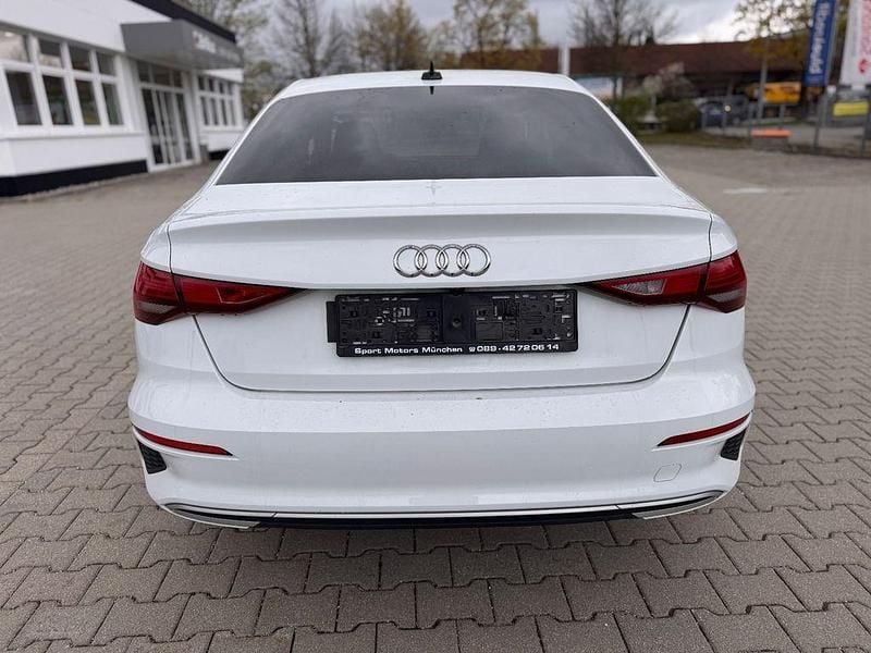 Gebraucht Audi A3 Advanced 116 PS (85 kW) 2022 Weiß Limousine