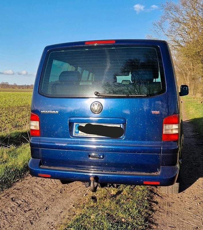 Second-hand VW T5 179 CP (131 kW) 2003 Albastru Van