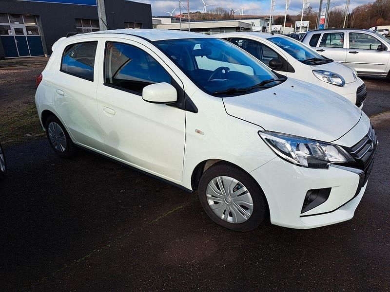 Weiß Gebraucht 2021 Mitsubishi Space Star Spirit Kleinwagen | 8.490 € (Superpreis) - Bild 1/4