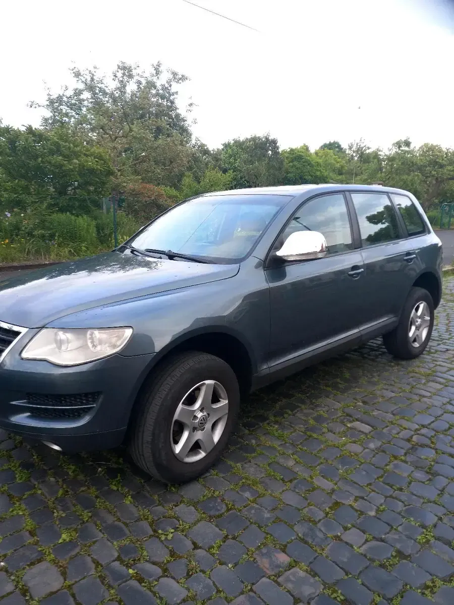 Gebraucht VW Touareg 174 PS (127 kW) 2008 Grau SUV