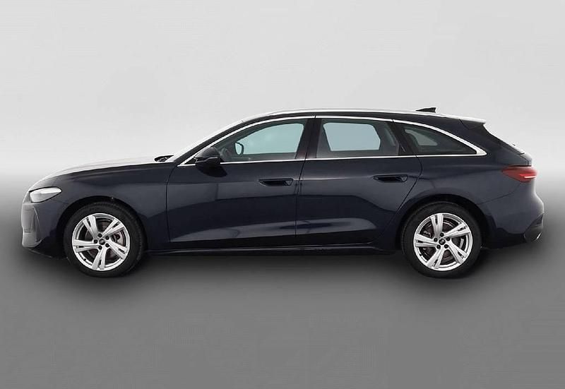 Usata Audi A5 150 CV (110 kW) 2025 Blu Station wagon