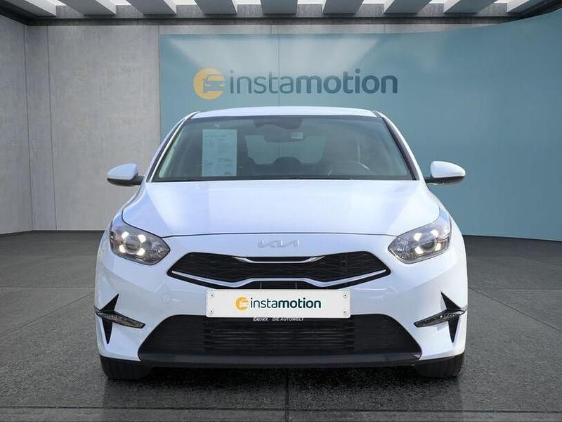 Second-hand Kia Ceed 140 CP (102 kW) 2025 Alb Hatchback