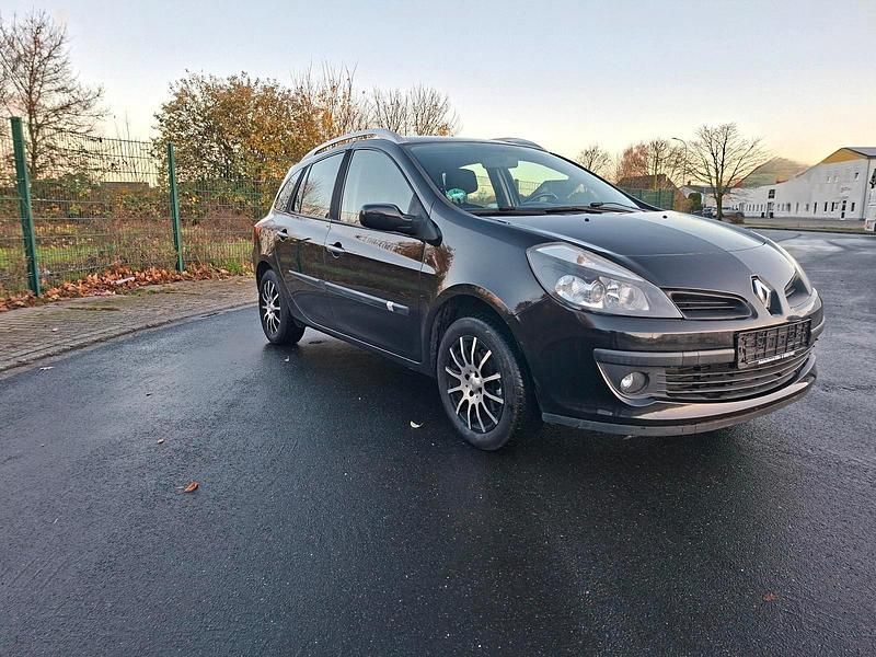 Gebraucht Renault Clio GrandTour Authentique 101 PS (74 kW) 2008 Schwarz Kombi