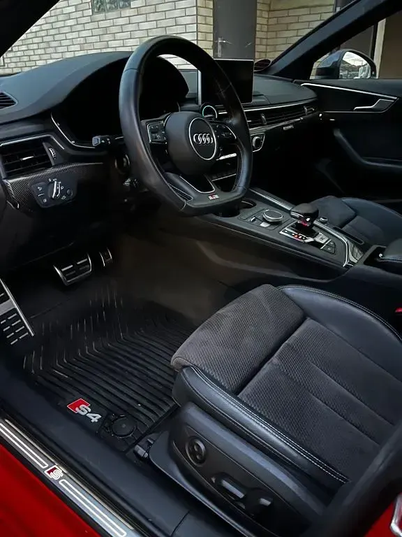 Gebraucht Audi S4 Sport 354 PS (260 kW) 2018 Rot Kombi