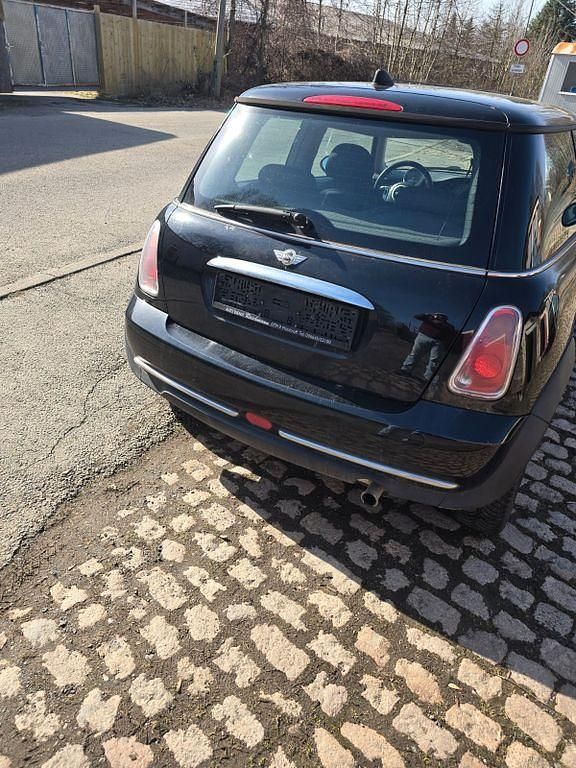 Gebraucht Mini ONE 90 PS (66 kW) 2005 Schwarz Kleinwagen