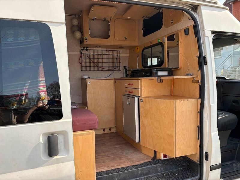 Gebraucht Ford Transit 137 PS (100 kW) 2004 Weiß Van / Kleinbus