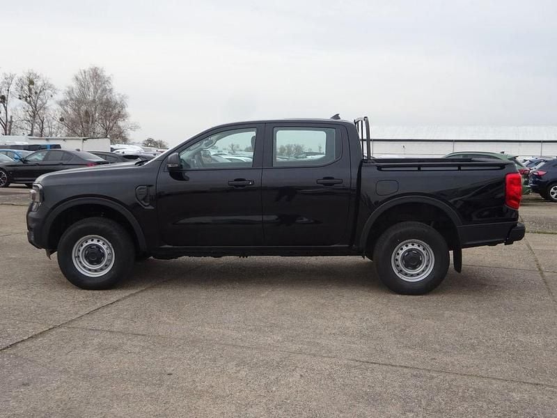 Neu Ford Ranger XL 170 PS (125 kW) 2026 Agate black metallic Pickup