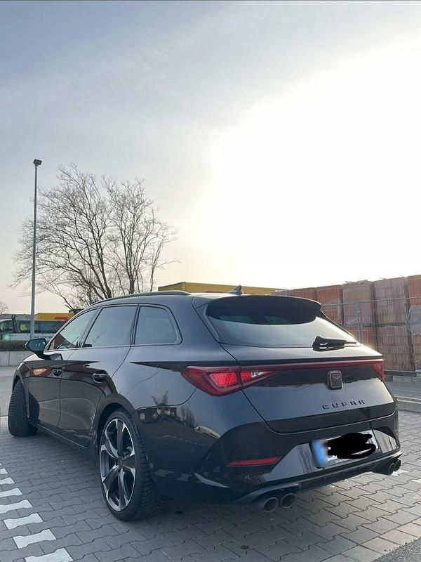 Gebraucht Cupra Leon VZ 310 PS (228 kW) 2023 Schwarz Kombi