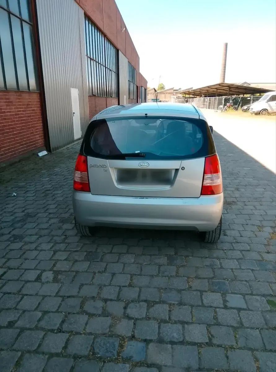 Gebraucht Kia Picanto 60 PS (44 kW) 2005 Silber Kleinwagen