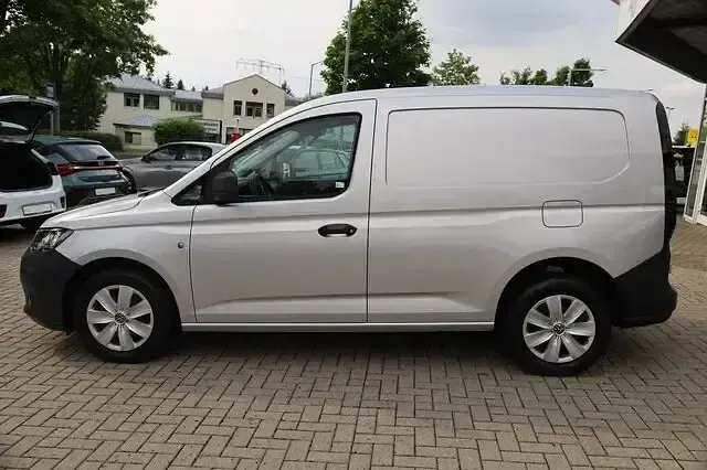 Gebraucht VW Caddy Basis 75 PS (55 kW) 2022 Andere Van / Kleinbus