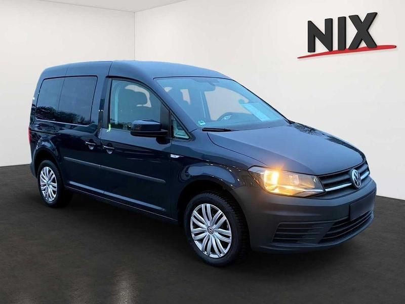 Gebraucht VW Caddy 125 PS (91 kW) 2018 Starlight blue metallic Van / Kleinbus