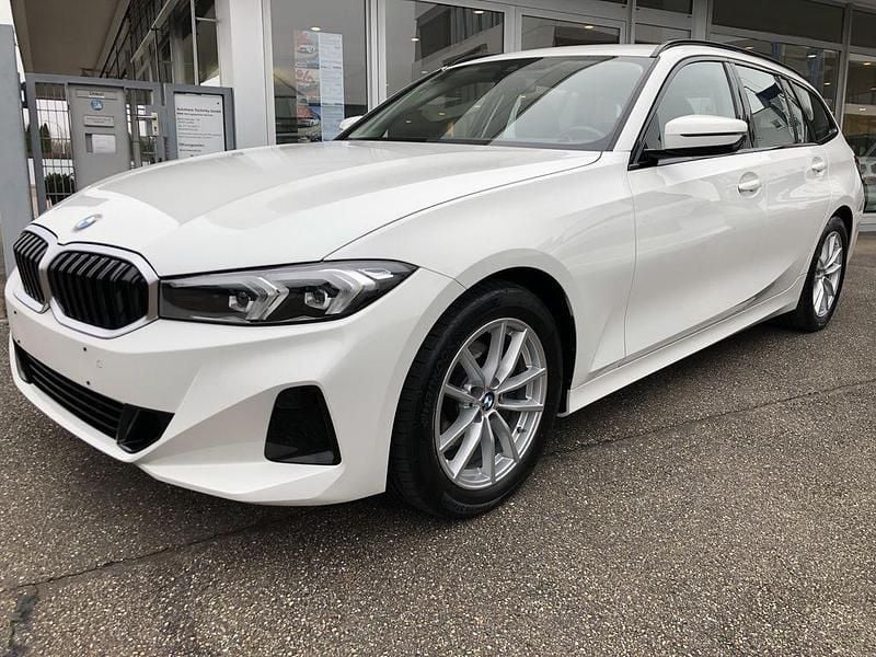 Gebraucht BMW 320 190 PS (139 kW) 2022 Weiß Kombi