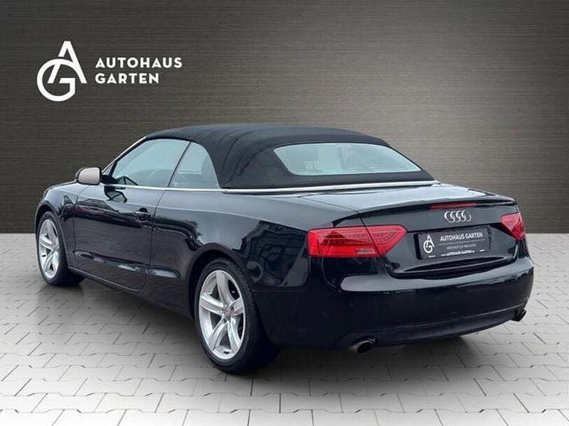Gebraucht Audi A5 Advanced 140 PS (102 kW) 2012 Schwarz Coupé